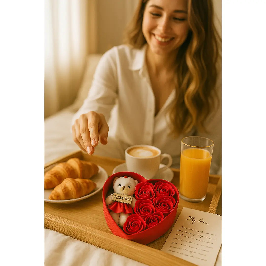 Geschenkdoos Hartvormig – Met Teddybeer en Eeuwige Rozen – 20 cm
