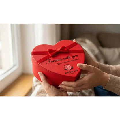 Hartschalige Geschenkbox – mit Teddybär und ewigen Rosen – 20 cm